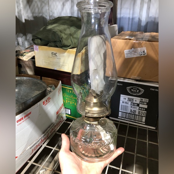 Other - Beautiful oil lantern